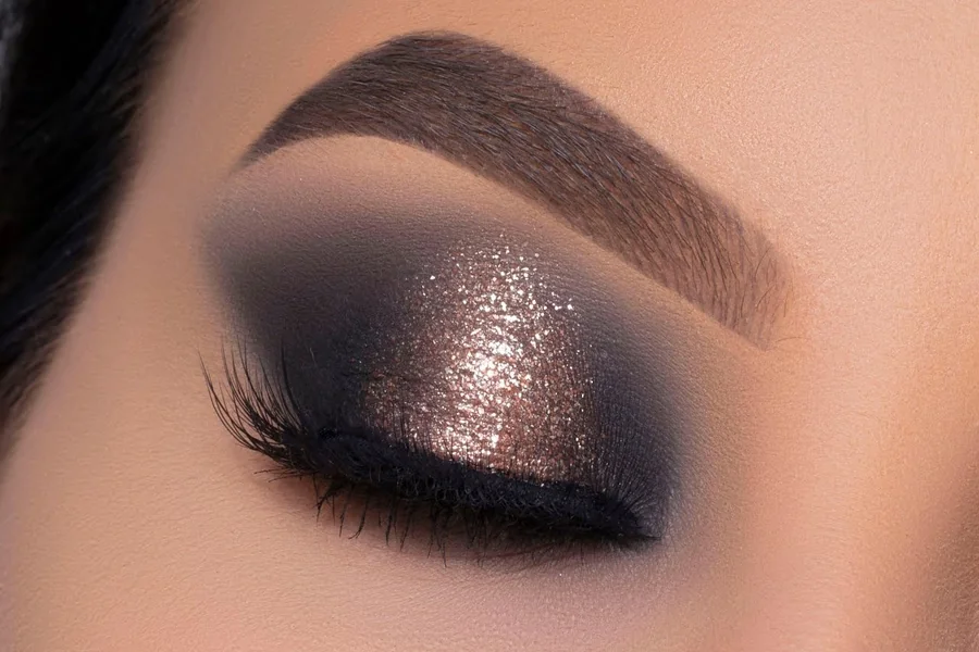 Smokey Bronze Eye Makeup